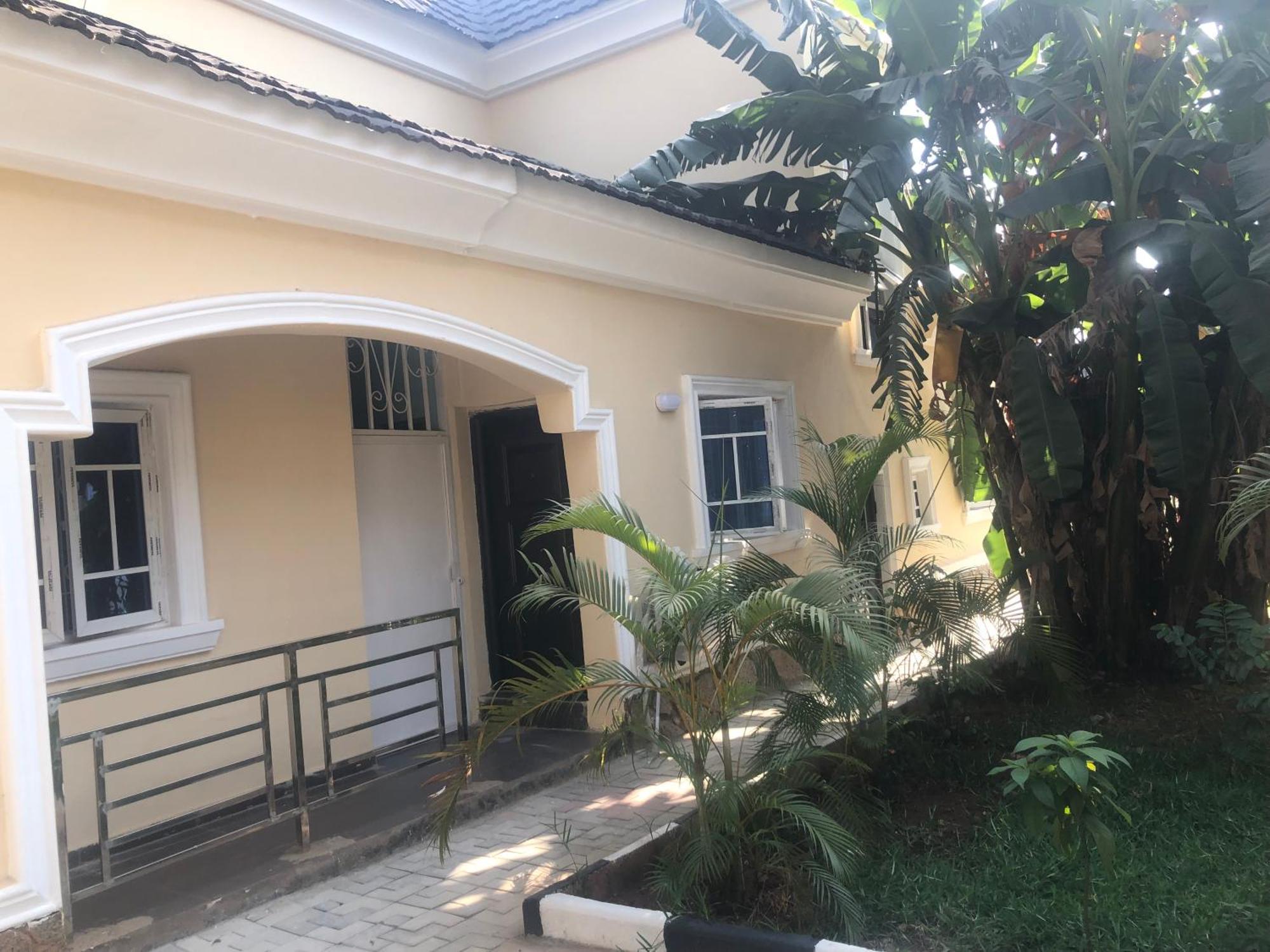 Luxury Place Hotel And Apartments Abuja Exterior foto